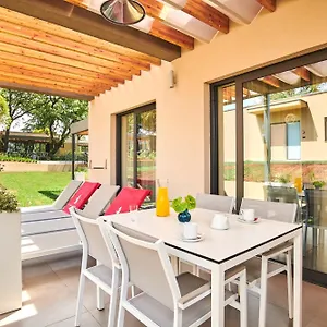 Park Plava Laguna Apartmán