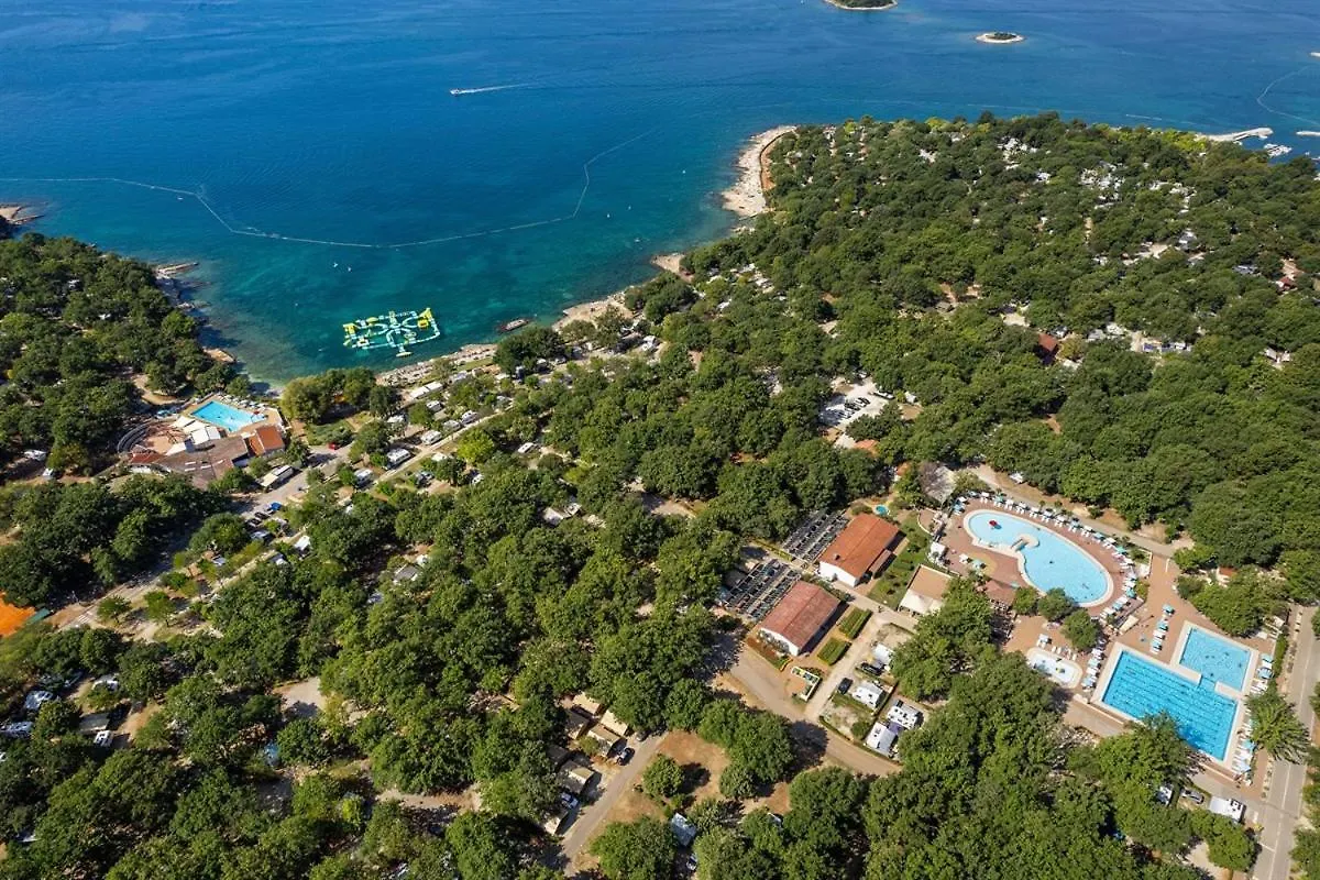 Boric Mobile Homes In Bijela Uvala And Zelena Laguna Porec Campsite